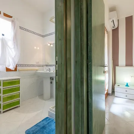 Bilocale Con Piscina A Apartment